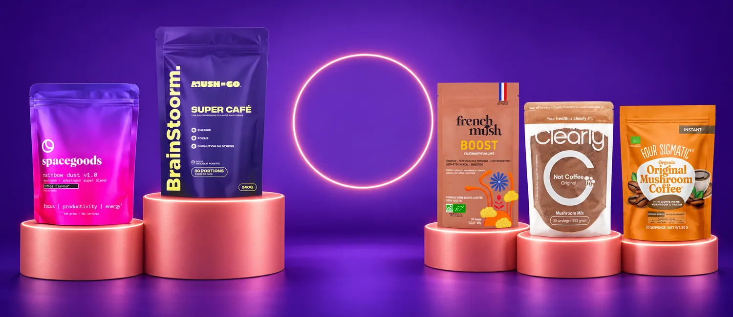 Brainstoorm, Spacegoods Rainbow Dust, French Mush Boisson Boost, Clearly Not Coffee und Four Sigmatic auf Podesten
